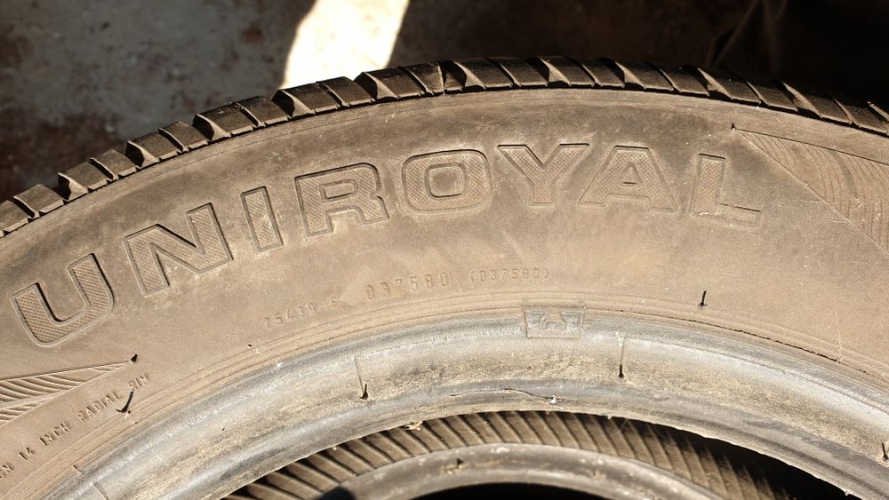 Гуми 195 60 14 унироял