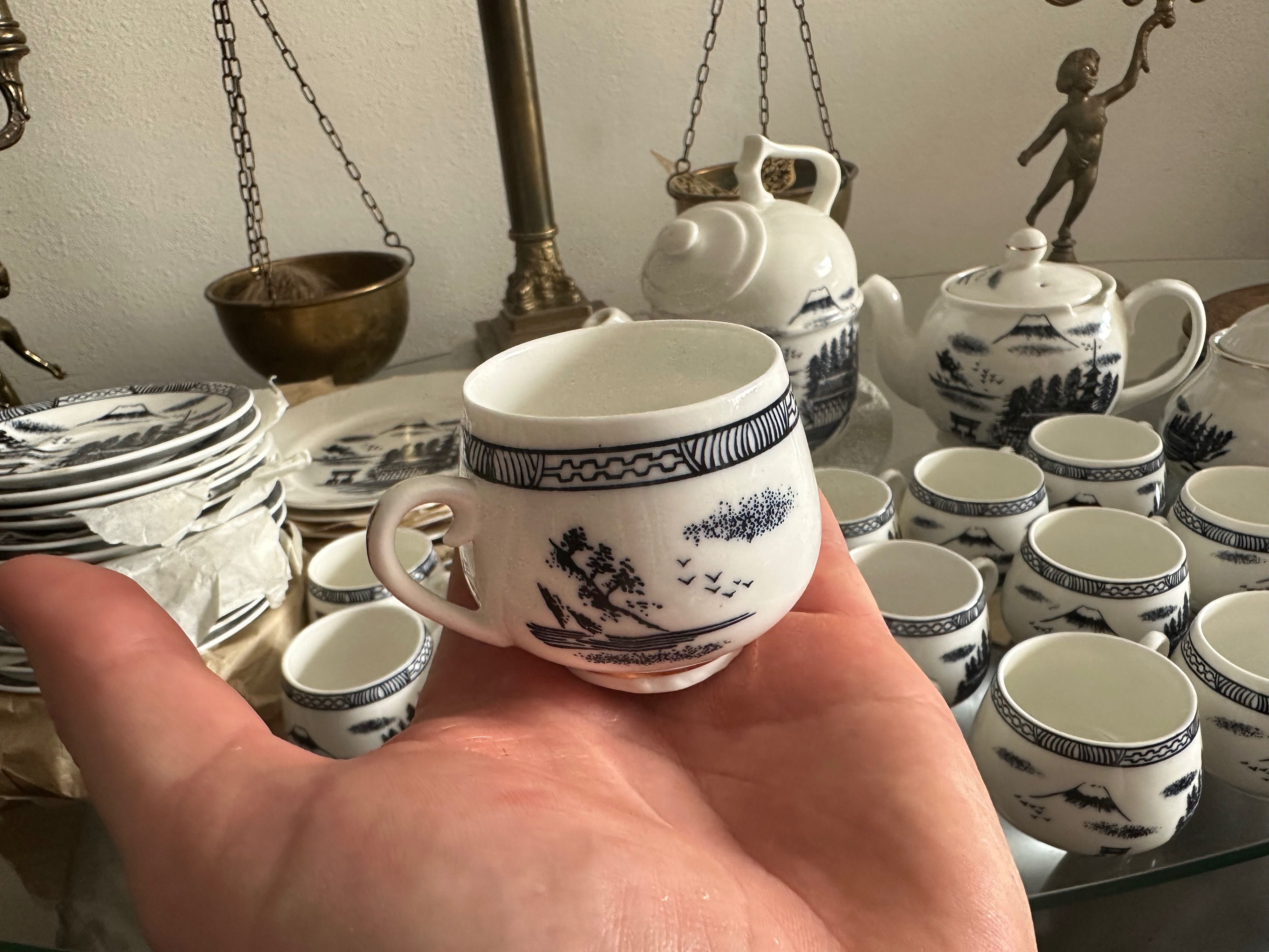 Set ceai 46 piese bone china romania