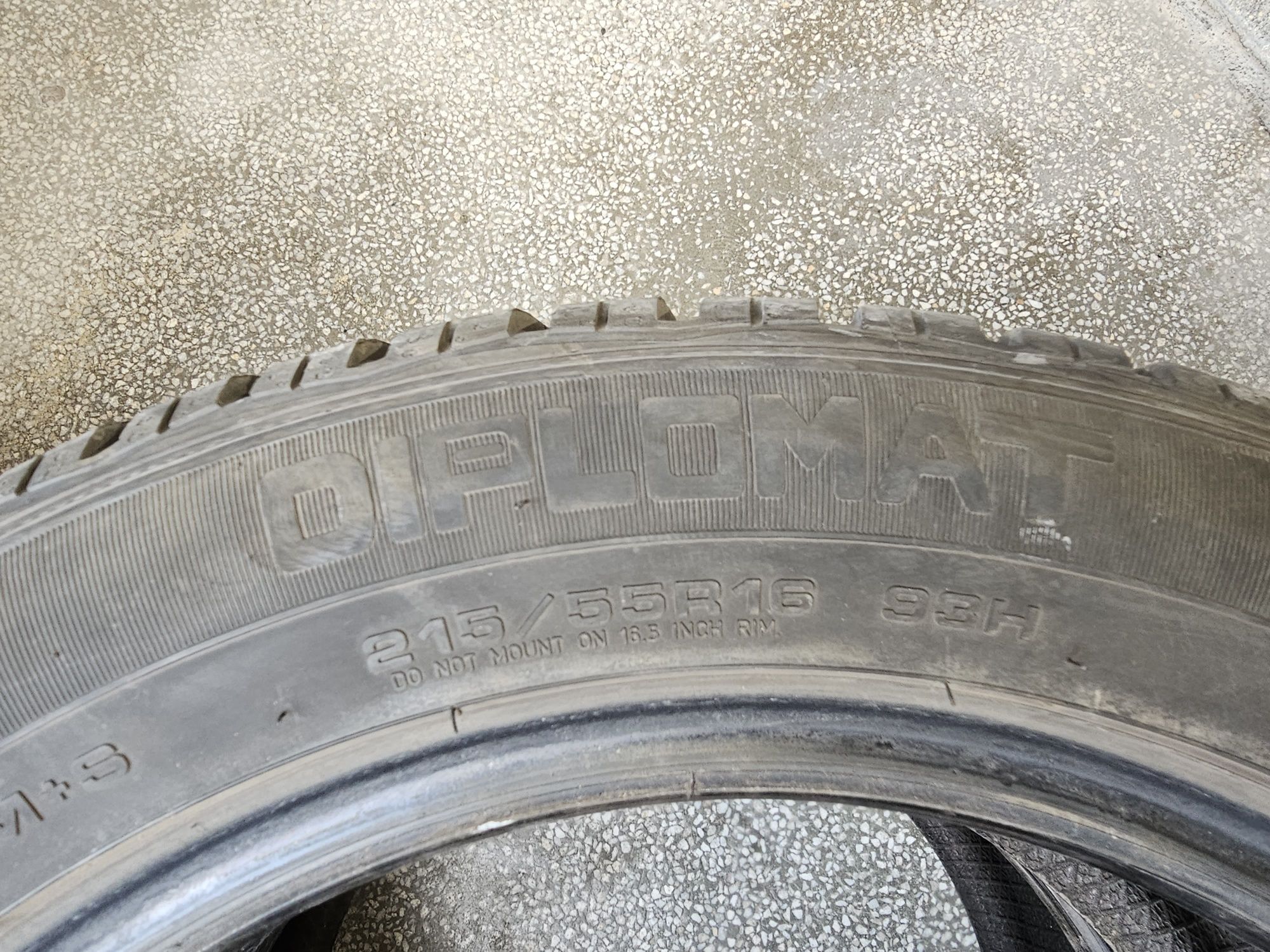 Lassa Snoways 215/55 R16 93H