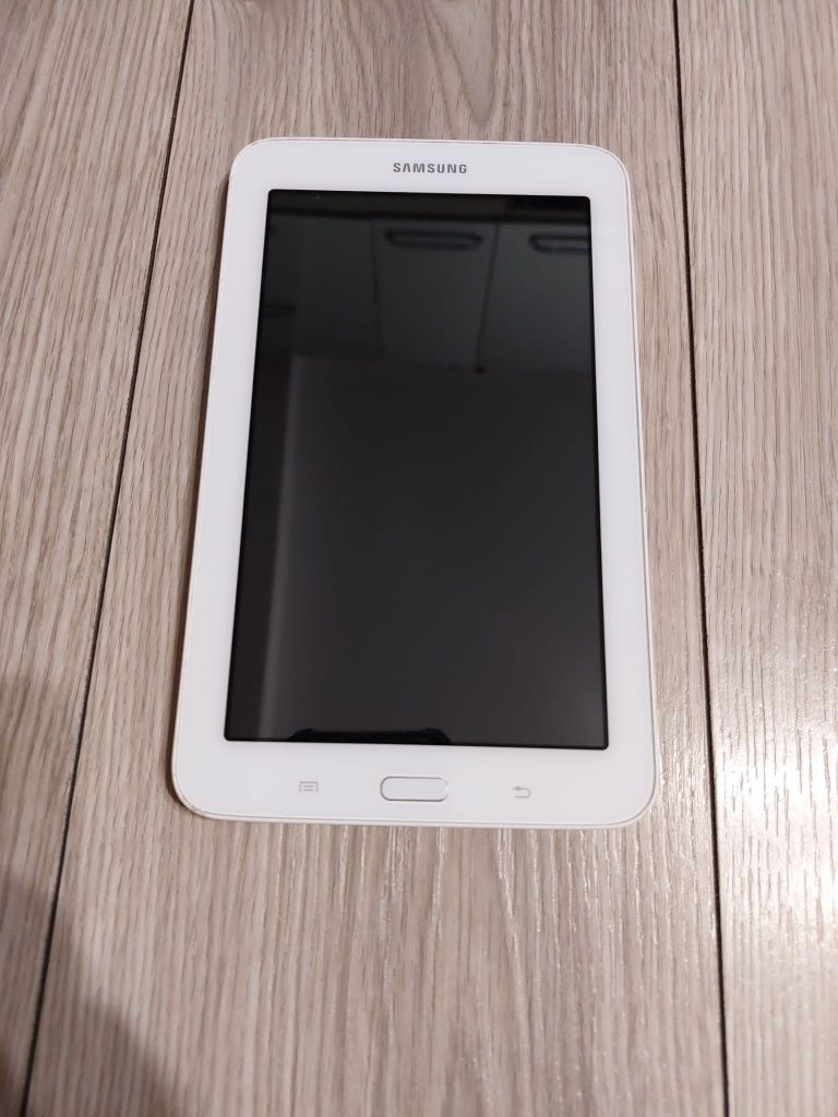 Vand Tableta Samsung galaxy Tab 3 SM t110