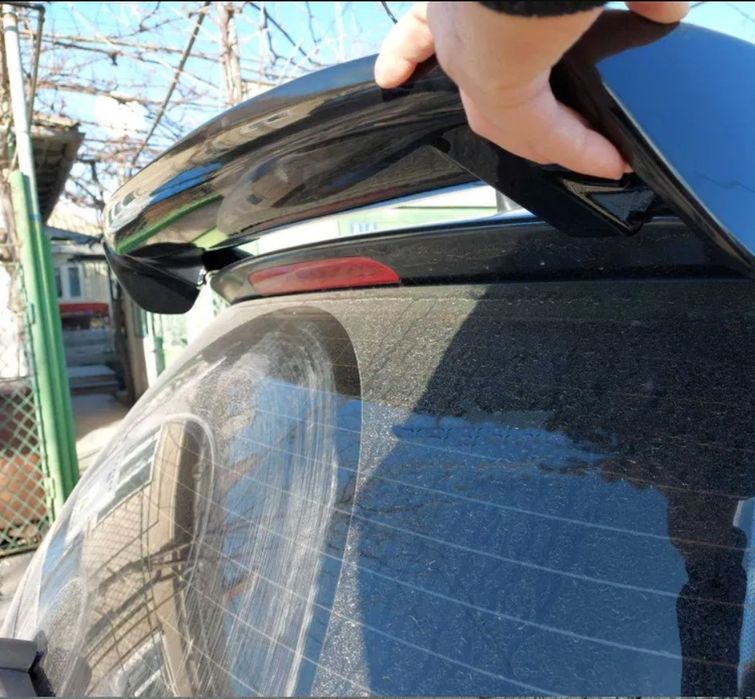 Eleron Universal DTM Kanat Mini Negru Lucios compatibil Volkswagen gol