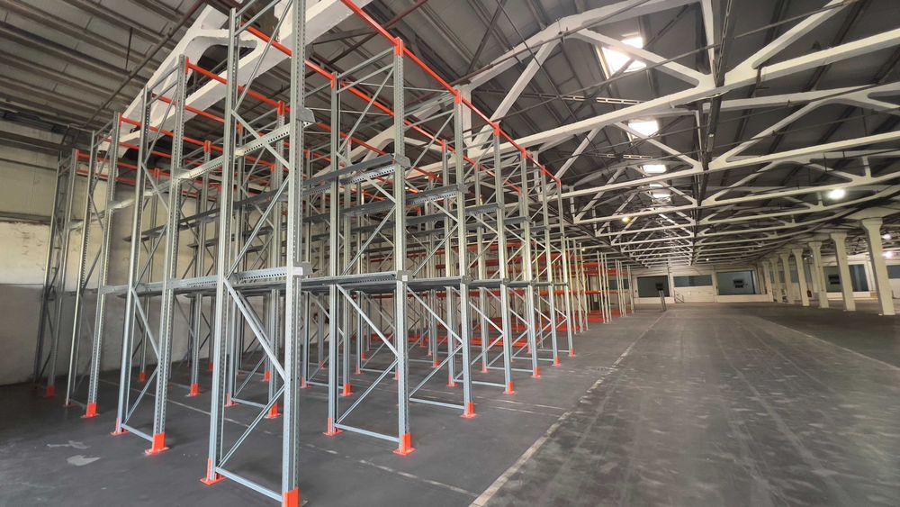 Inchiriez Hala Industriala