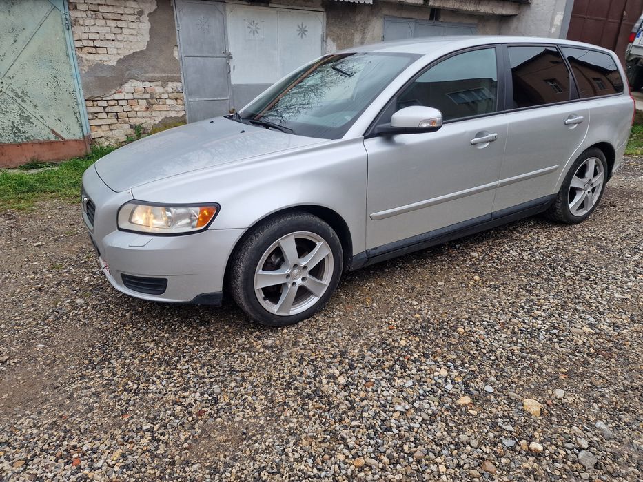 Dezmembrez Volvo Facelift V50/S40 1.8 benzina