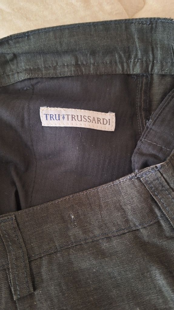 Мъжки костюм на TRUSSARDI