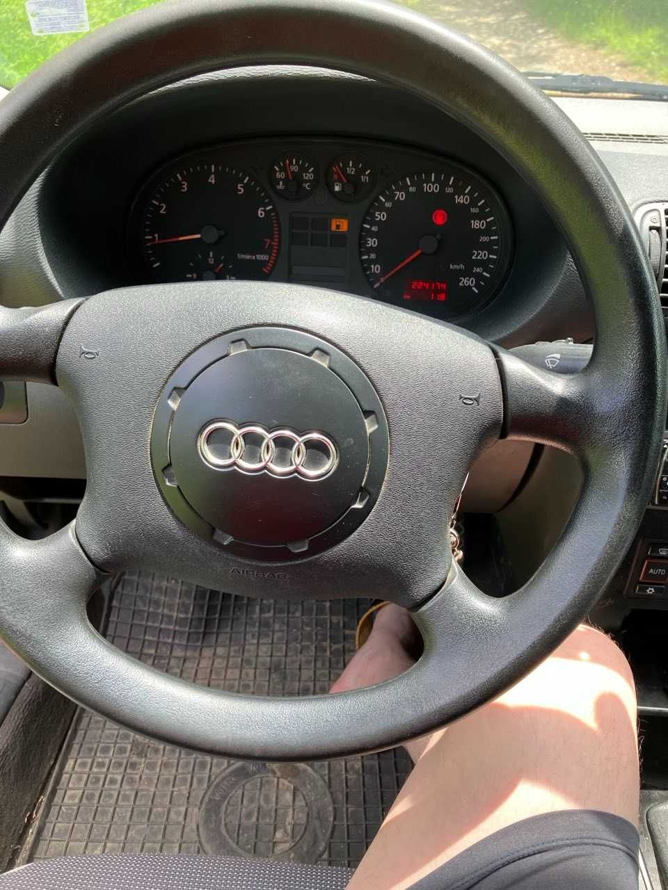 Продавам АУДИ А 3
