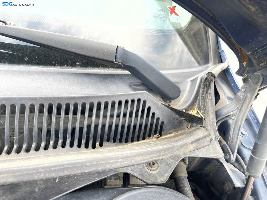 Grila Plastic Ornament Stergatoare Parbriz Ford Mondeo MK 3 2001 - 2007