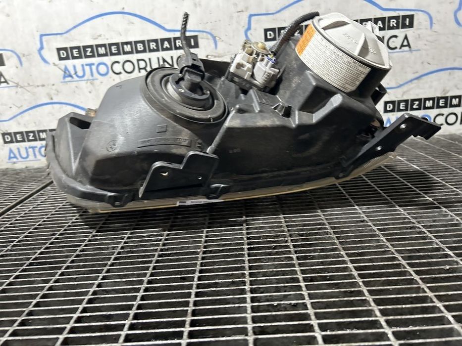 Far Stanga Suzuki Grand Vitara 2006 - 2012 SUV 4 Usi (1294) Xenon