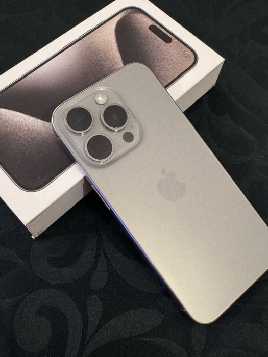 Iphone 15pro, Natural tiranium 128GB, в гаранция!