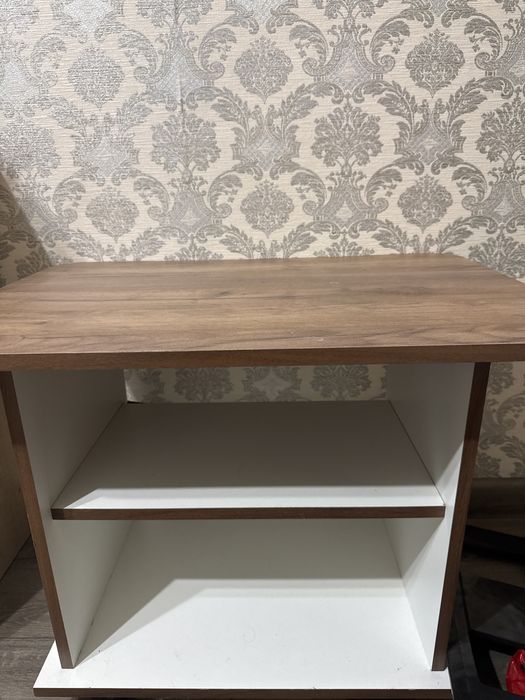 Журнальный столик