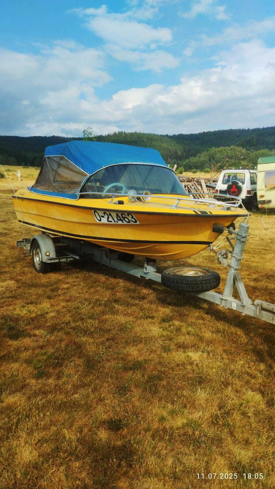 Продавам моторна лодка Gobbi, водни ски OBRIEN, колесар