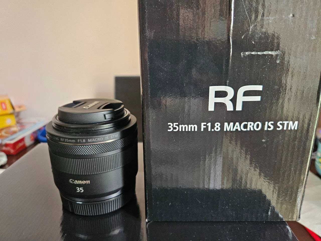 Canon EOS RP RF F1.8 35mm