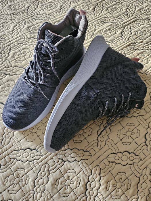 Ghete sport mărimea 39