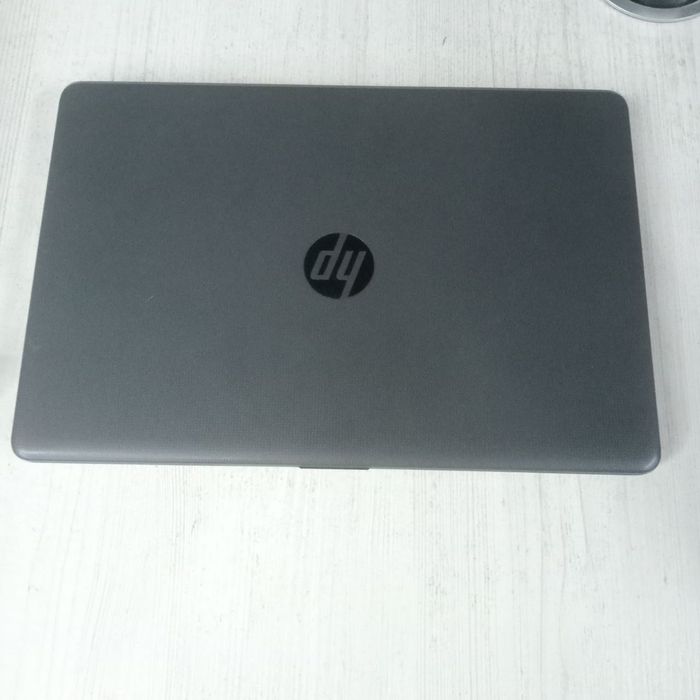 Hp G6 250 noutbuk sotiladi