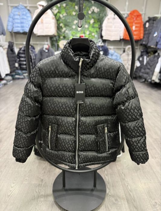 Мъжко яке зимно Boss