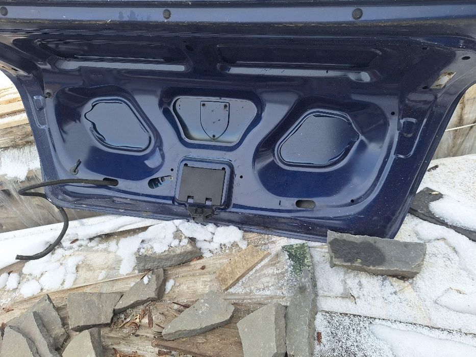 Logan 1 si facelift-capota portbagaj-