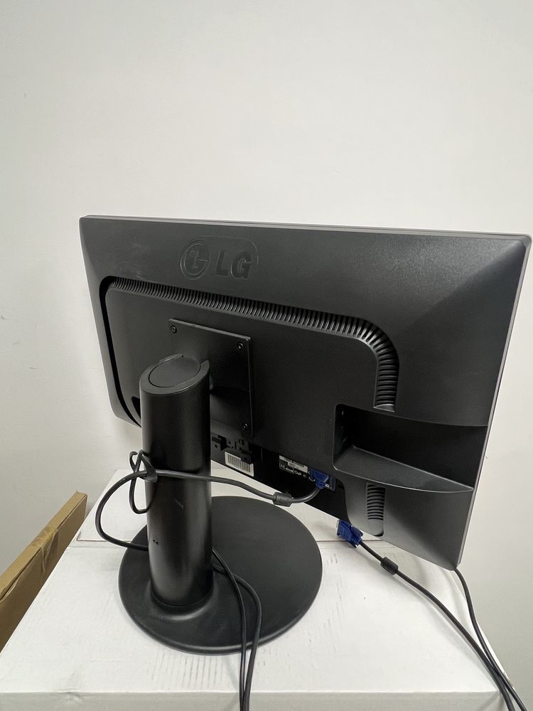Монитор LG 24MB35PY-B 24inch