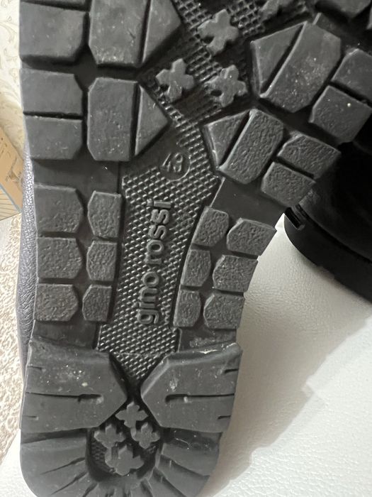 Ботинки кожаные Gino Rossi