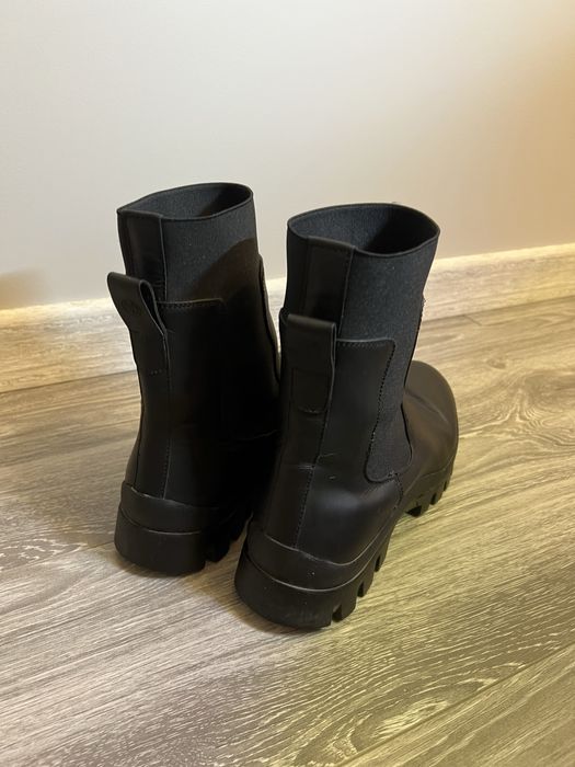 Кожаные ботинки Massimo Dutti (размер 41)