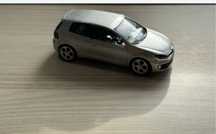 Volkswagen golf 7 GTI 1/53 Burago