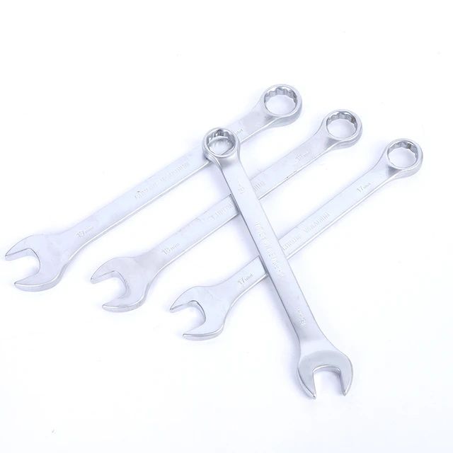 Професионален комплект с инструменти 151 бр в ново състояние