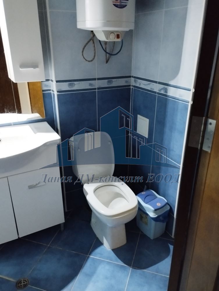 Продава се Тристаен апартамент в Шумен, Център - 98 кв.м за 1458 €/кв.м - Снимка #10
