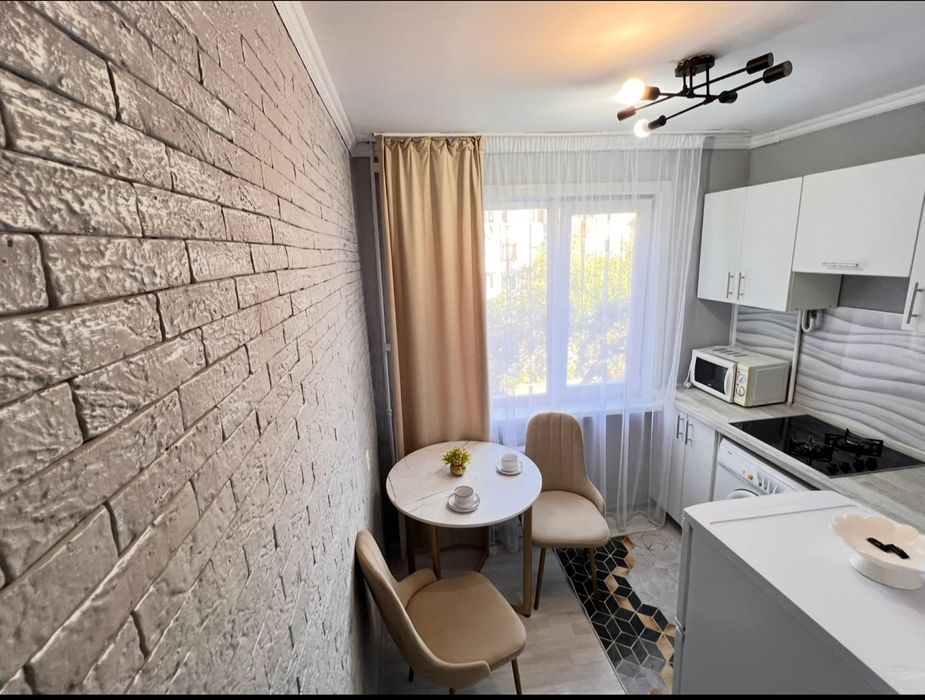 Сдам 2-х ком кв центр р-н Ресторана Европа