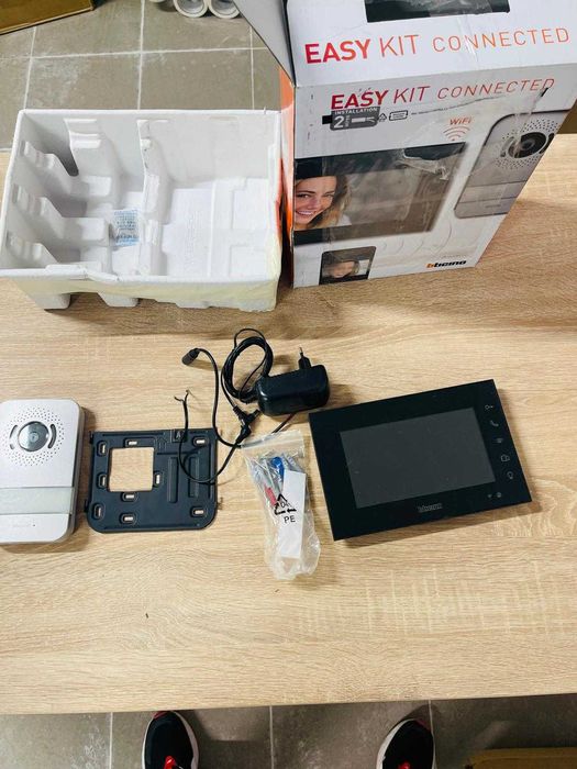 Interfon video Bticino 318015 EASYKIT