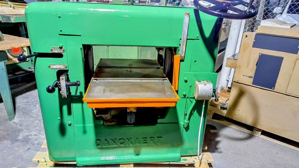 Шлайф за извити детайли с два балона