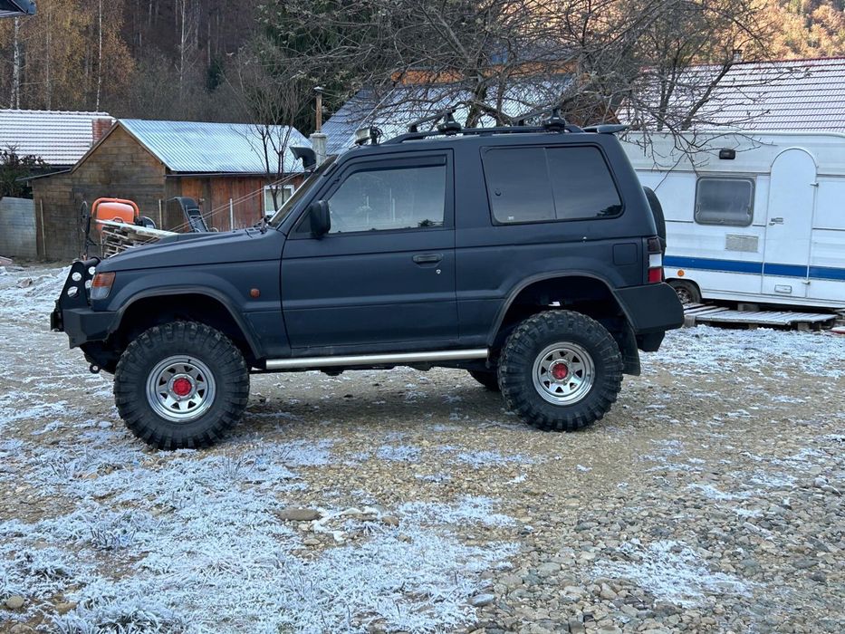 Vand Mitsubishi Pajero MK2