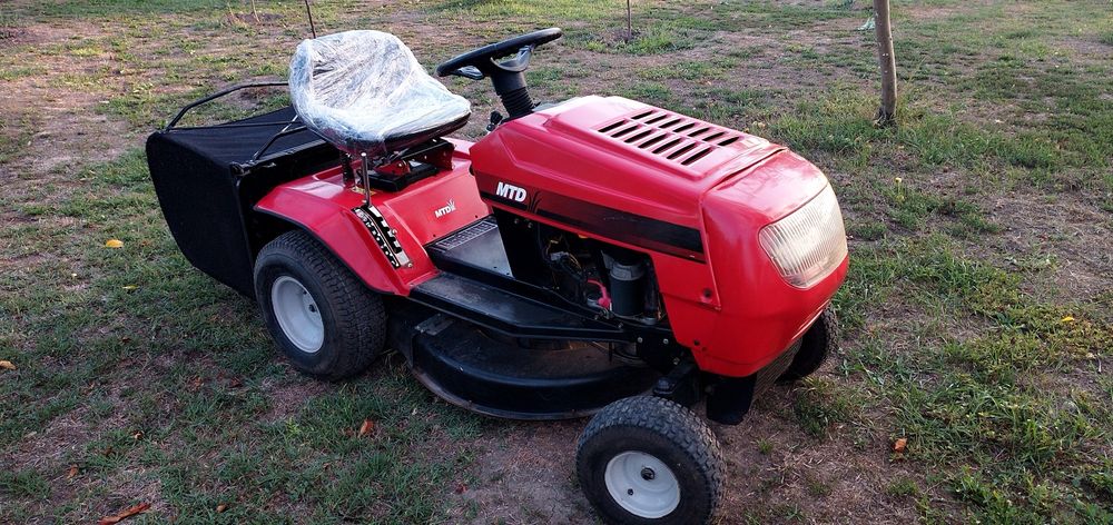 tractoras tuns iarba cu cos mtd 17hp