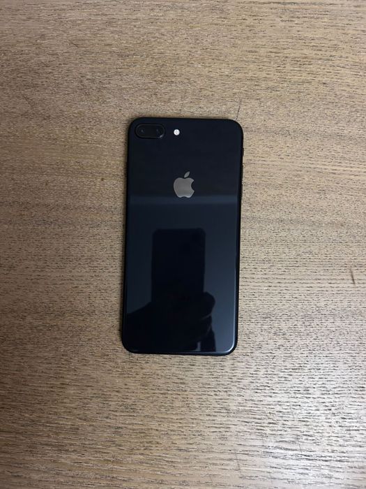 Iphone 8+, Идеальное состояние