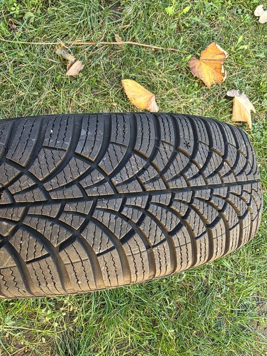 Anvelopă iarnă Goodyear