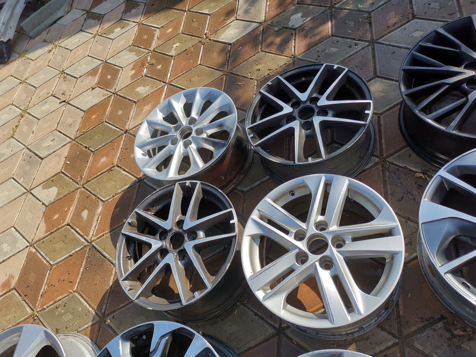 Jante aliaj Toyota camry chr avensis auris corolla