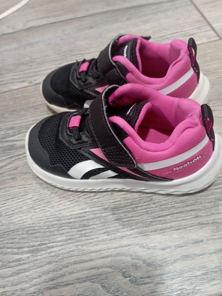 Бебешки маратонки  Reebok