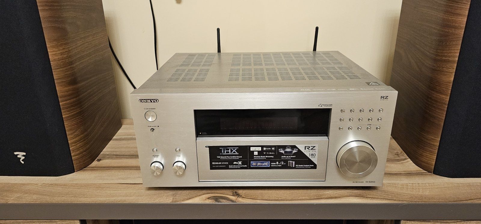A/V receiver Onkyo TX-RZ810 7.2 channel 4K network