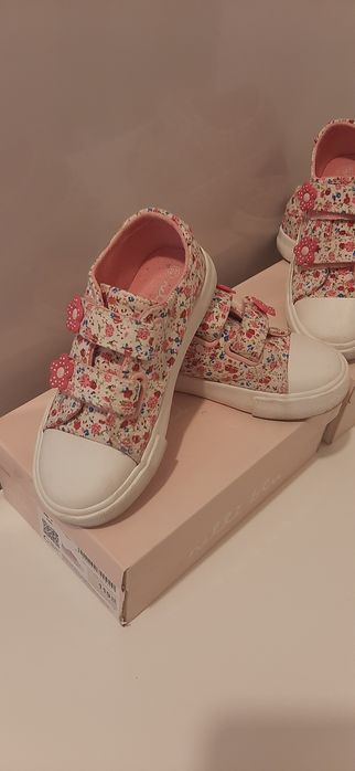 Tenesi pentru fete CCC