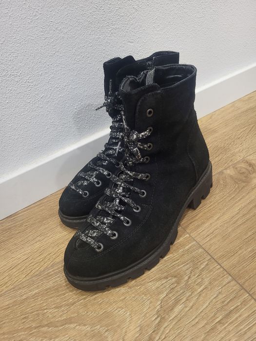 Ghete de piele întoarsă