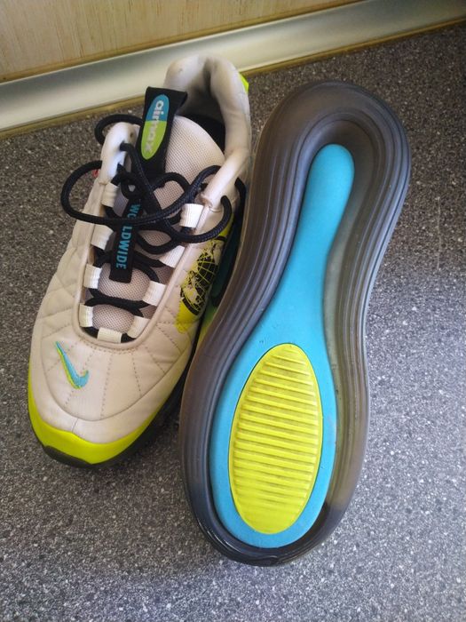 Adidași Nike Air Max 720