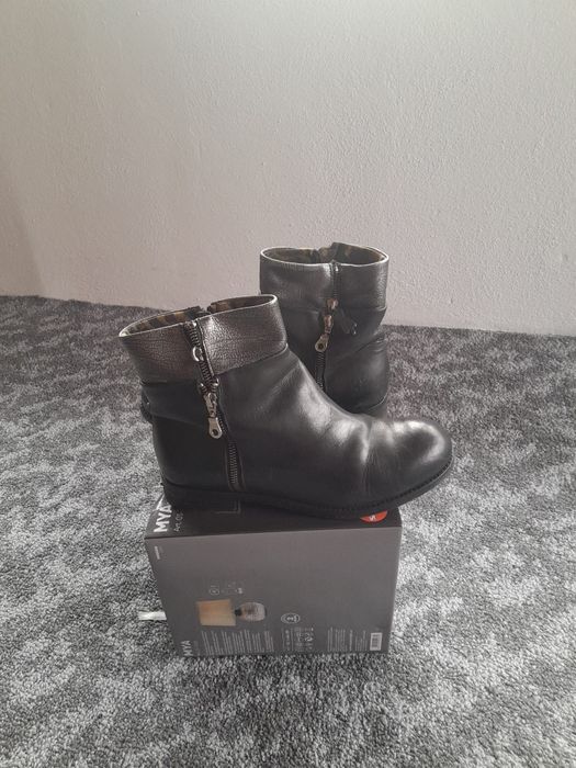 Ghete dama piele