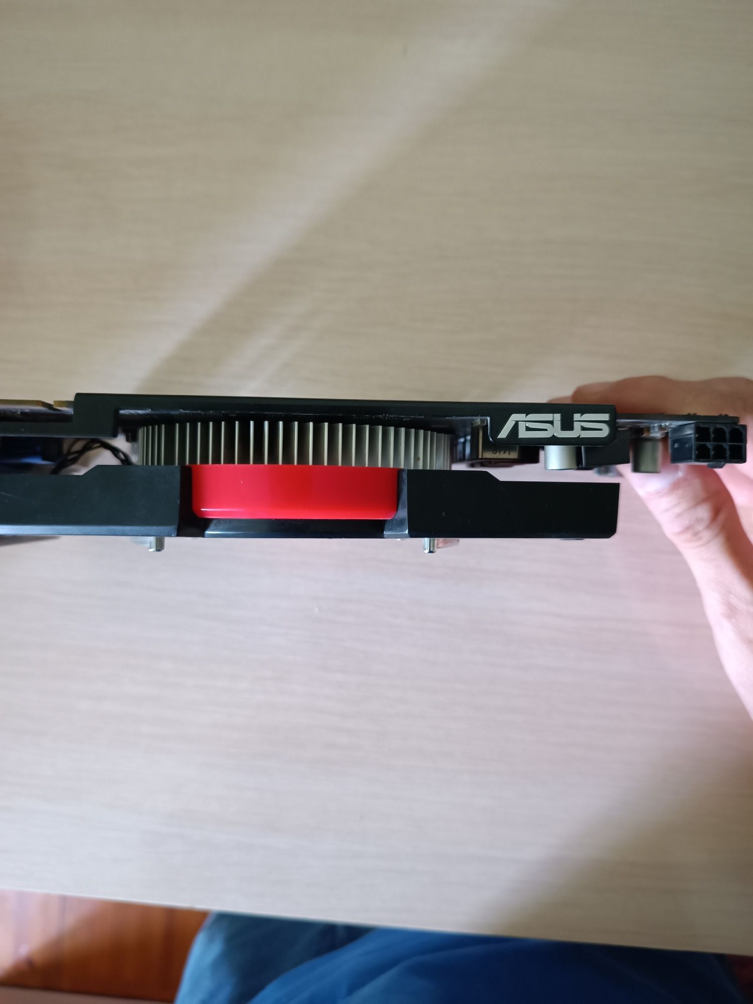 GTX550ti 1gb asus