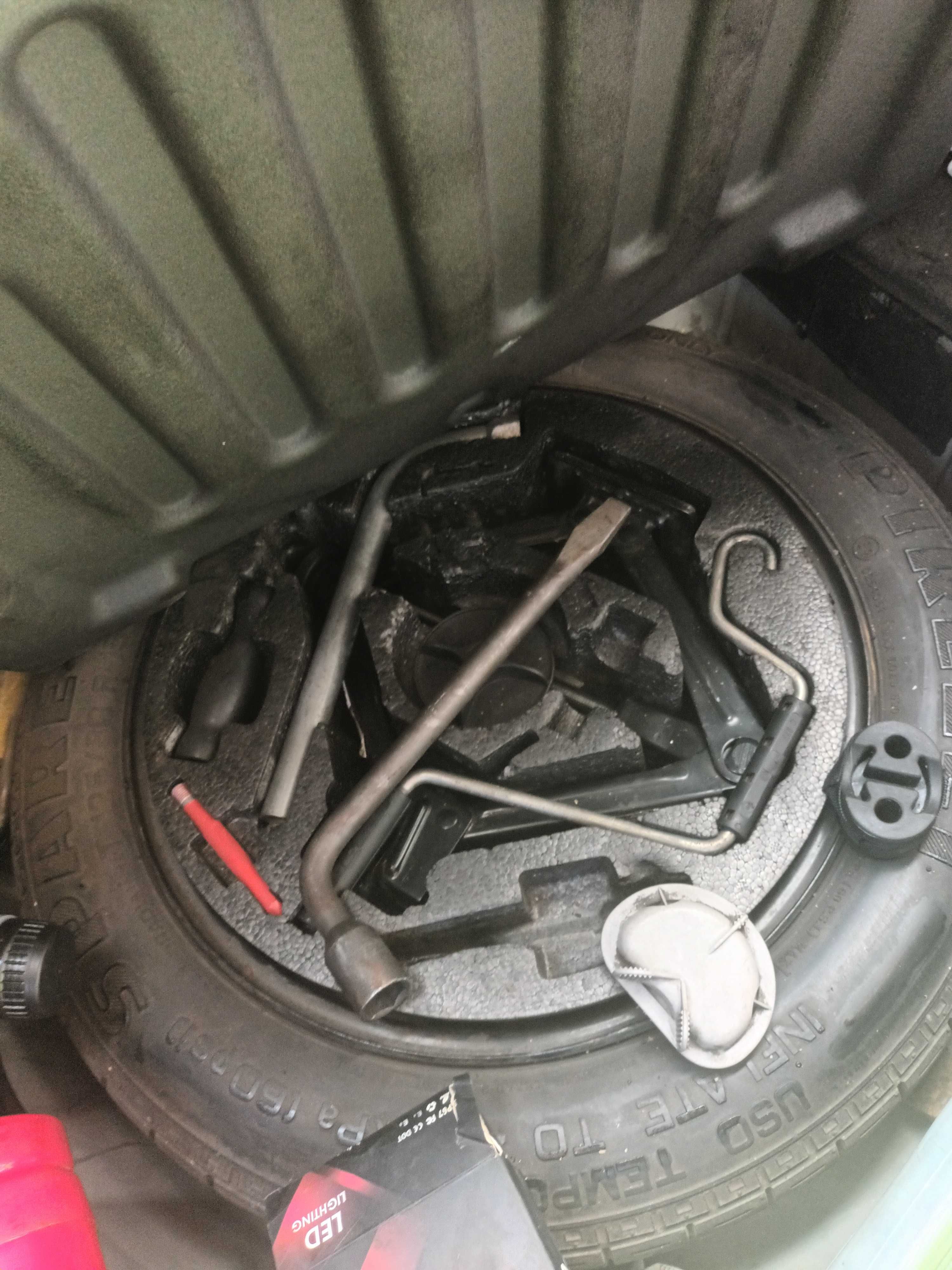 Alfa Romeo 147 1.9JTD на части