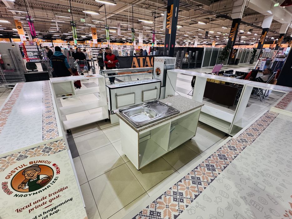 Anunț de vânzare – Stand complet pentru magazin producători locali