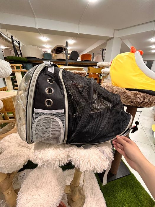 Переноска обсалютно новая рюкзак для  кошек и котят катов. Есть ДОСТАВ