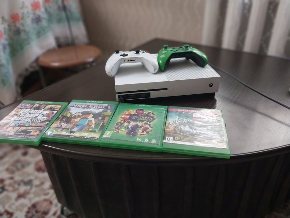 Продам Xbox гарантий нету