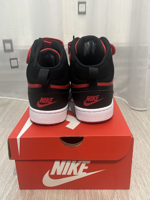 Ghete sport Nike Court originale noi