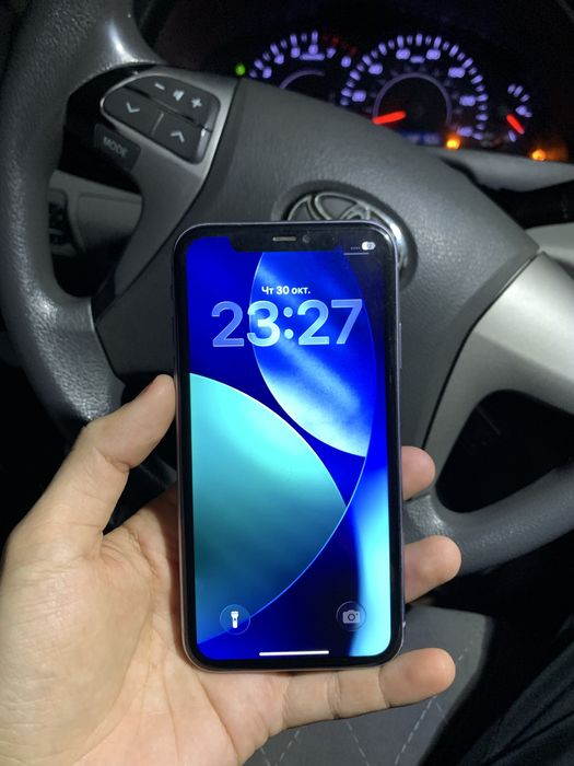 iPhone 11 64 гб 67%