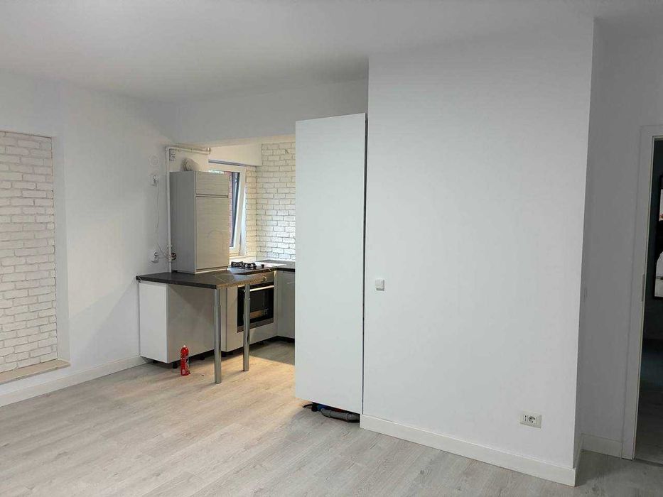 Apartament de închiriat – 2 camere, parter