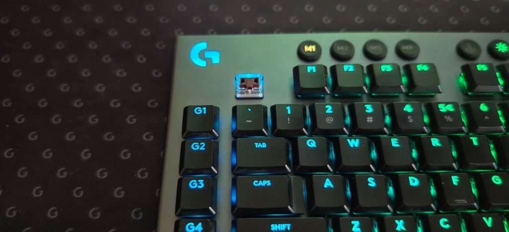 Клавиатура Logitech g815