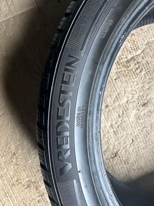 235/45 R19 Vredestein Wintrac Pro+ DOT 3524 6.19 mm
