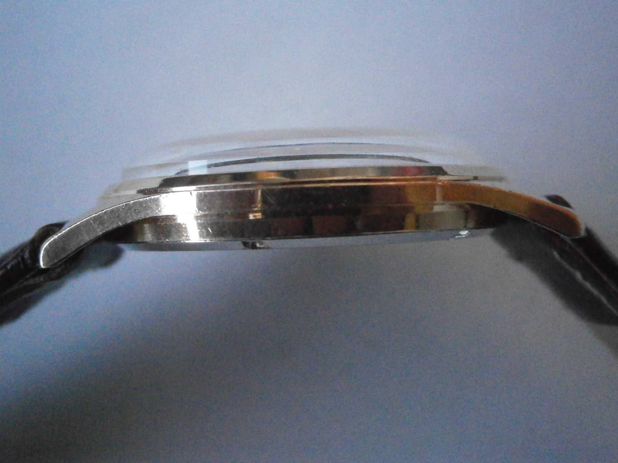 H. GERVIN, hand winding, cal. FHF 81-2 /date/, 17 jewels, swiss made